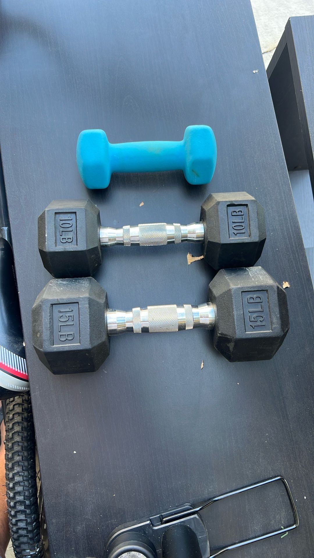 15,10,5 Pound Dumbbells (1 Of Each Only) W/ 2 8Lb Dumbells