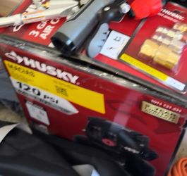 Husky 3 gallon air compressor