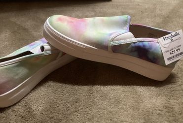 NEW Steve Madden Rainbow Slip Ons