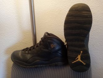 Size 10.5 Men's $30