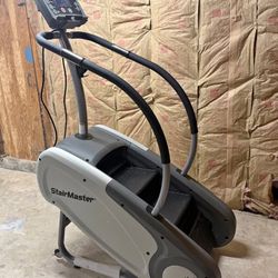 StairMaster-SM3-StepMill