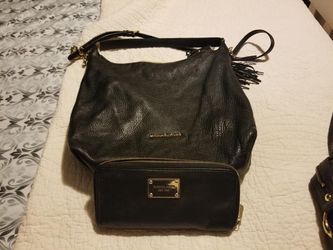 Authentic michael kors purse and wallet