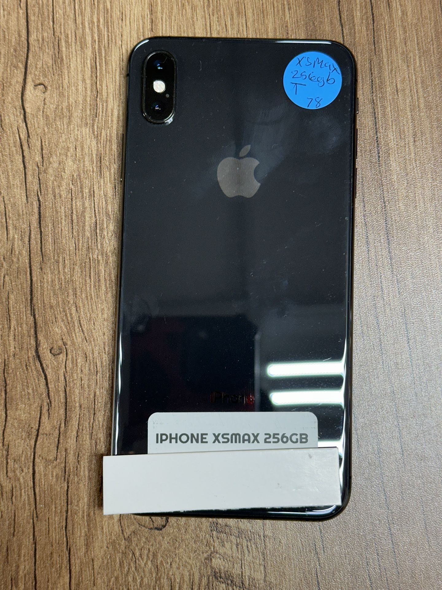 On Sale iPhone SXMAX 256GB T-Mobile Low Battery