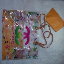 New Clear Large Tote With Makeup Or Change Purse I Side