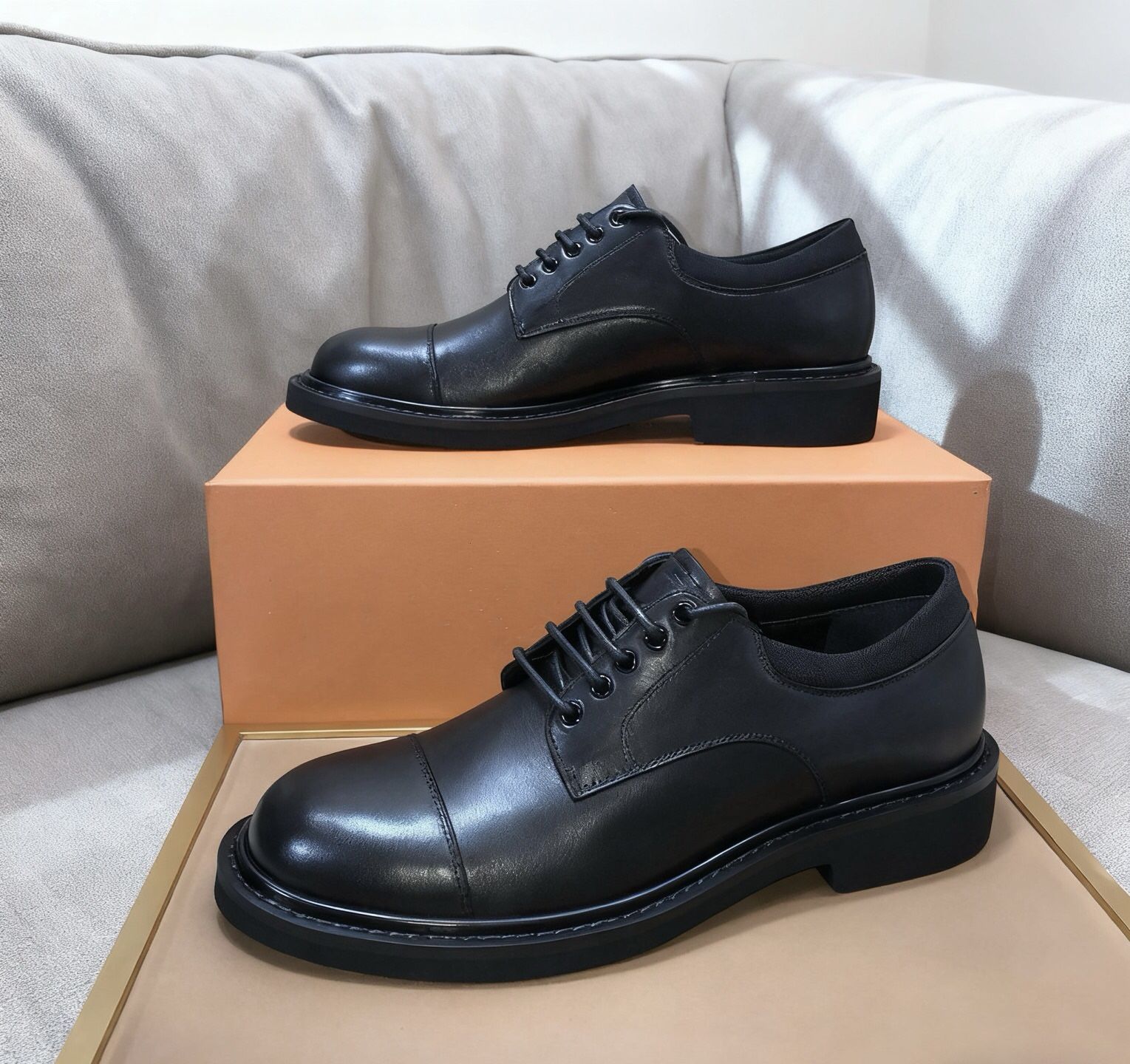 LV Men’s Formal Leather Shoes