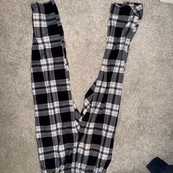 Black and White Plaid Leggings nautica