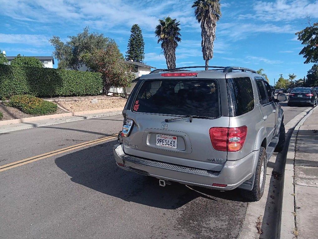 2002 Toyota Sequoia