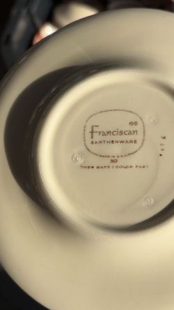 Franciscan Earthenware Set