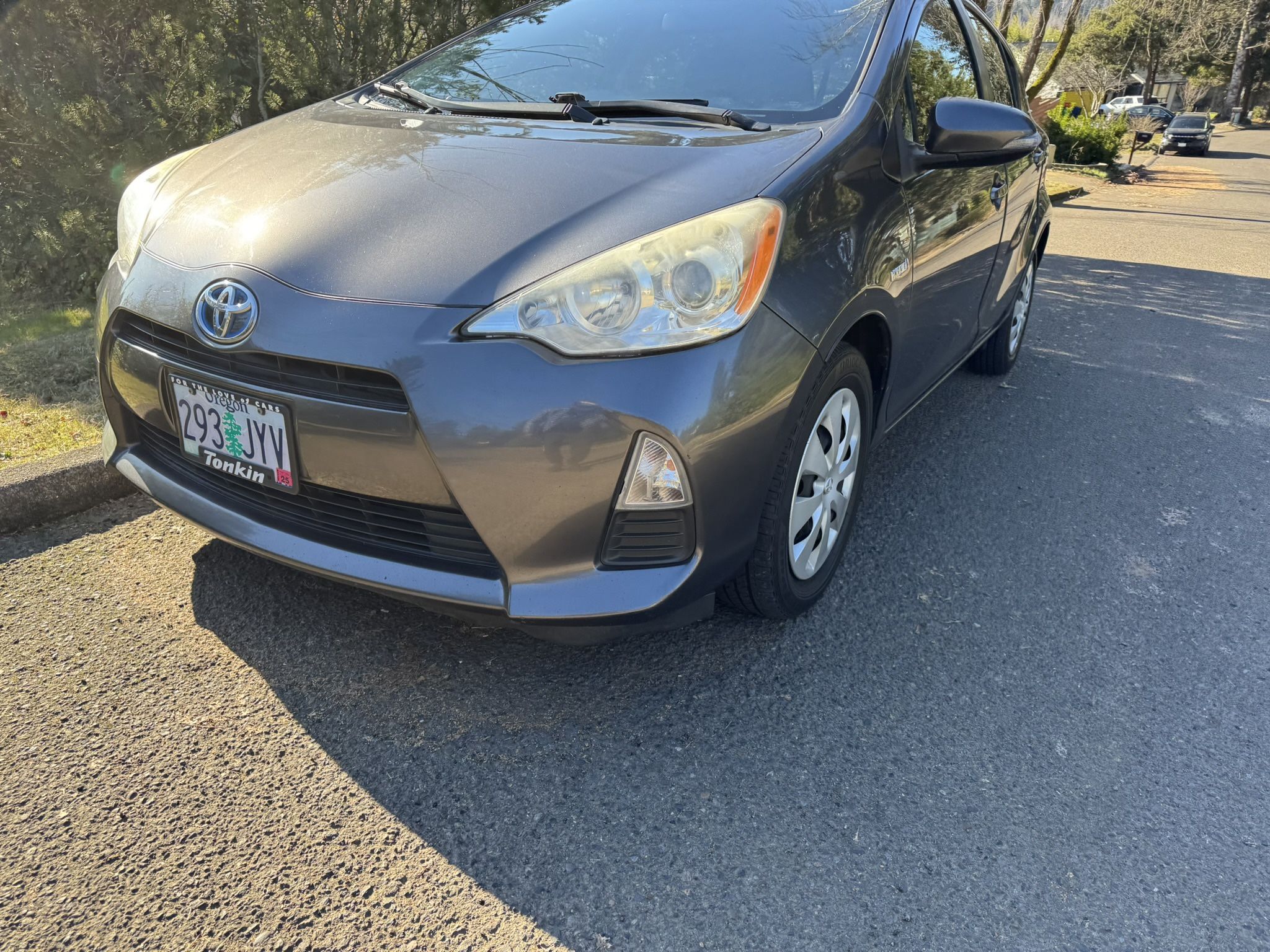  ⸻  🚗 Need a Car While Yours Is in the Shop? Car broke down? Waiting on repairs? Or just need a reliable ride to get to work?