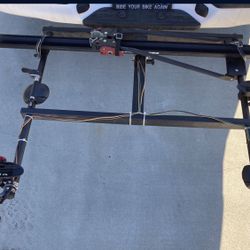 YAKIMA HITCH MOUNT BICYCLE AND ACCESSORY RACK