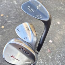 Set Of 3 Golf Wedges Pre-owned 