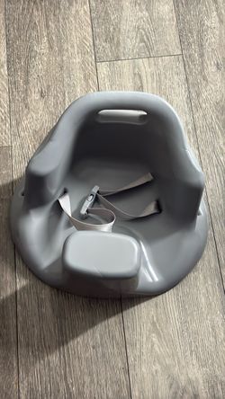 Gray Baby Floor Seat with Safety Straps - located buy Fairfax and Auburn