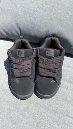 All Black DC shoes size 6.5 mens