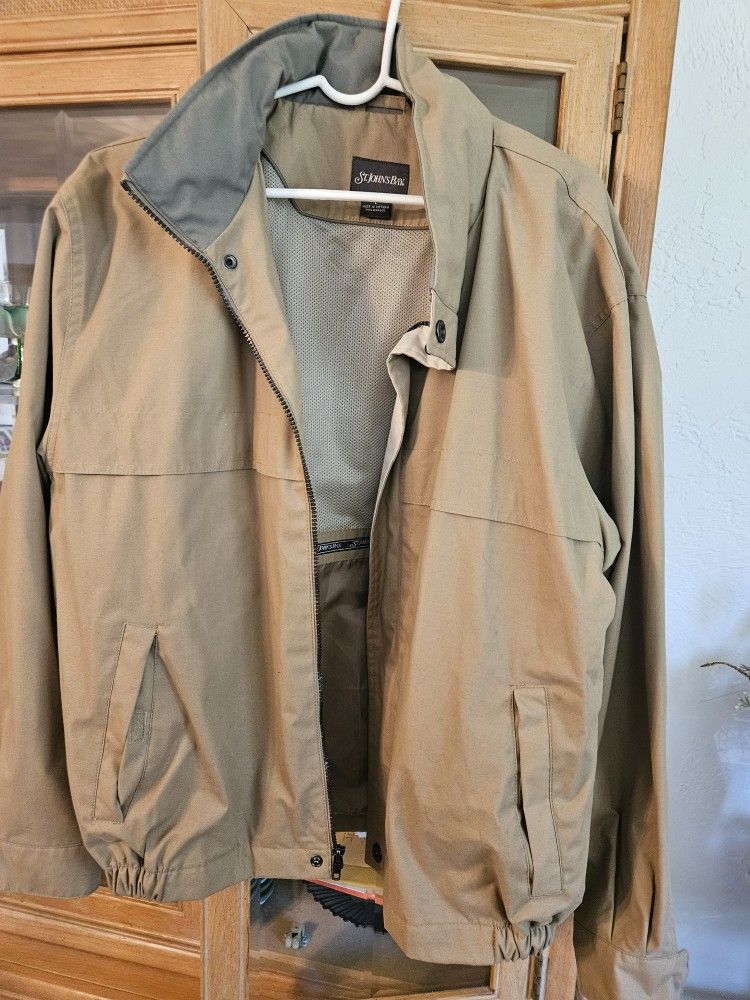 ST. John's Bay Men's Khaki Lightweight Jacket