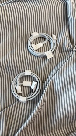 iPhone 14 charging cables