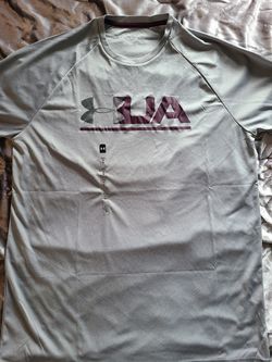 New size MEDUIM for men under armor