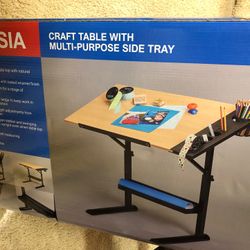 Art Desk