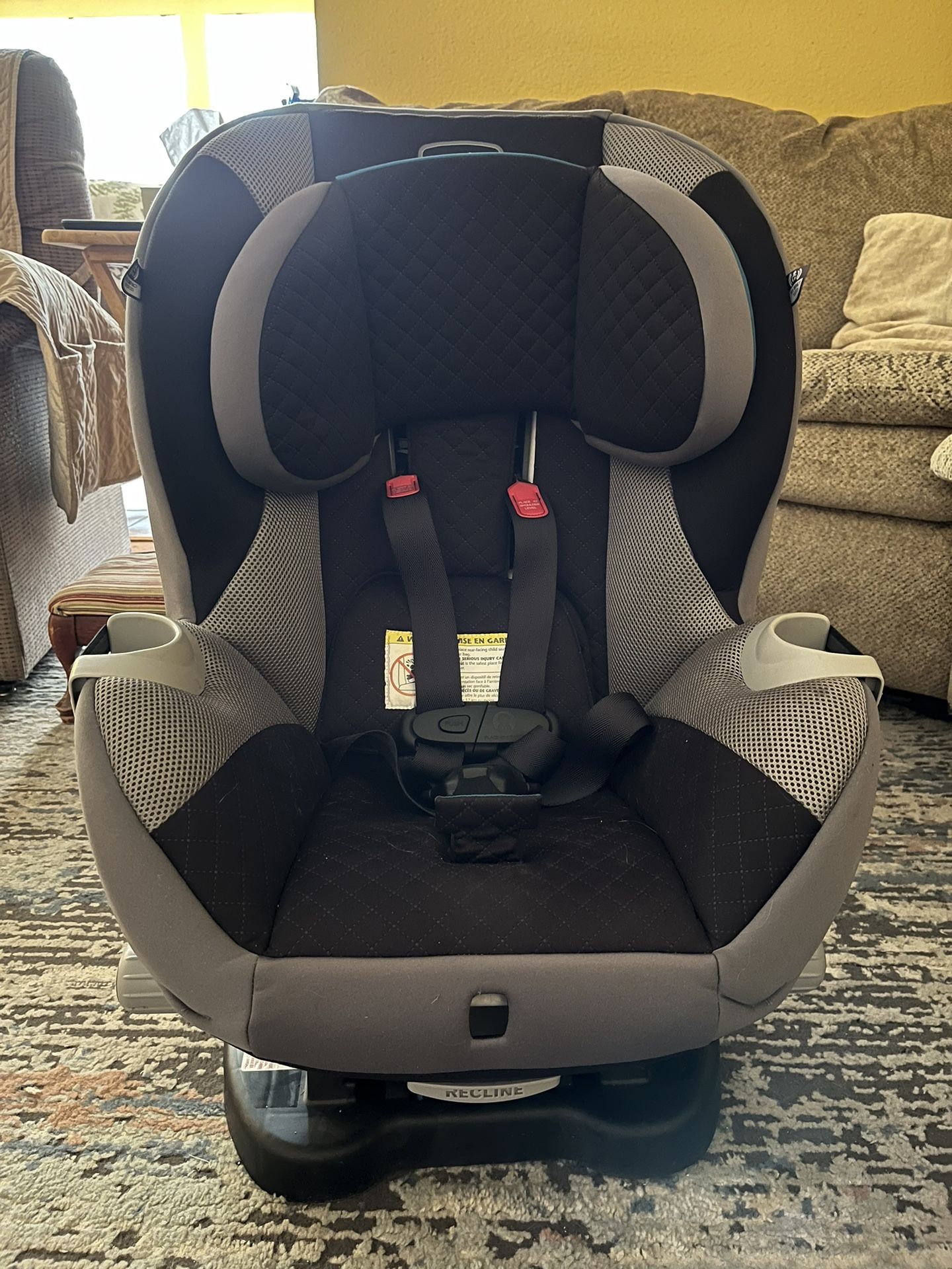 Evenflo Triumph convertible car seat