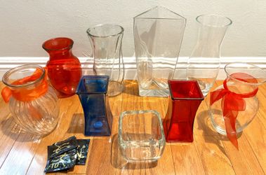 9 Assorted Vases + Flower Food
