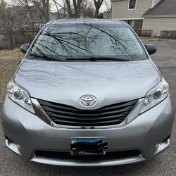 2013 Toyota Sienna