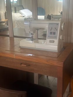 KENMORE SEWING MACHINE AND 3/4DE SERGER
