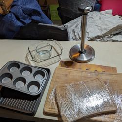 Bakeware And Cutting Boards