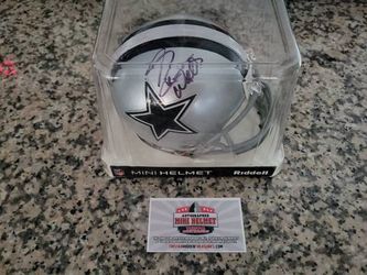 Dallas Cowboys Riddell NFL Mini Football Helmet with Auto Everson Walls