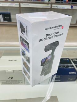 Insta360 Luna Ultra Dual-Lens 8K Gimbal Camera