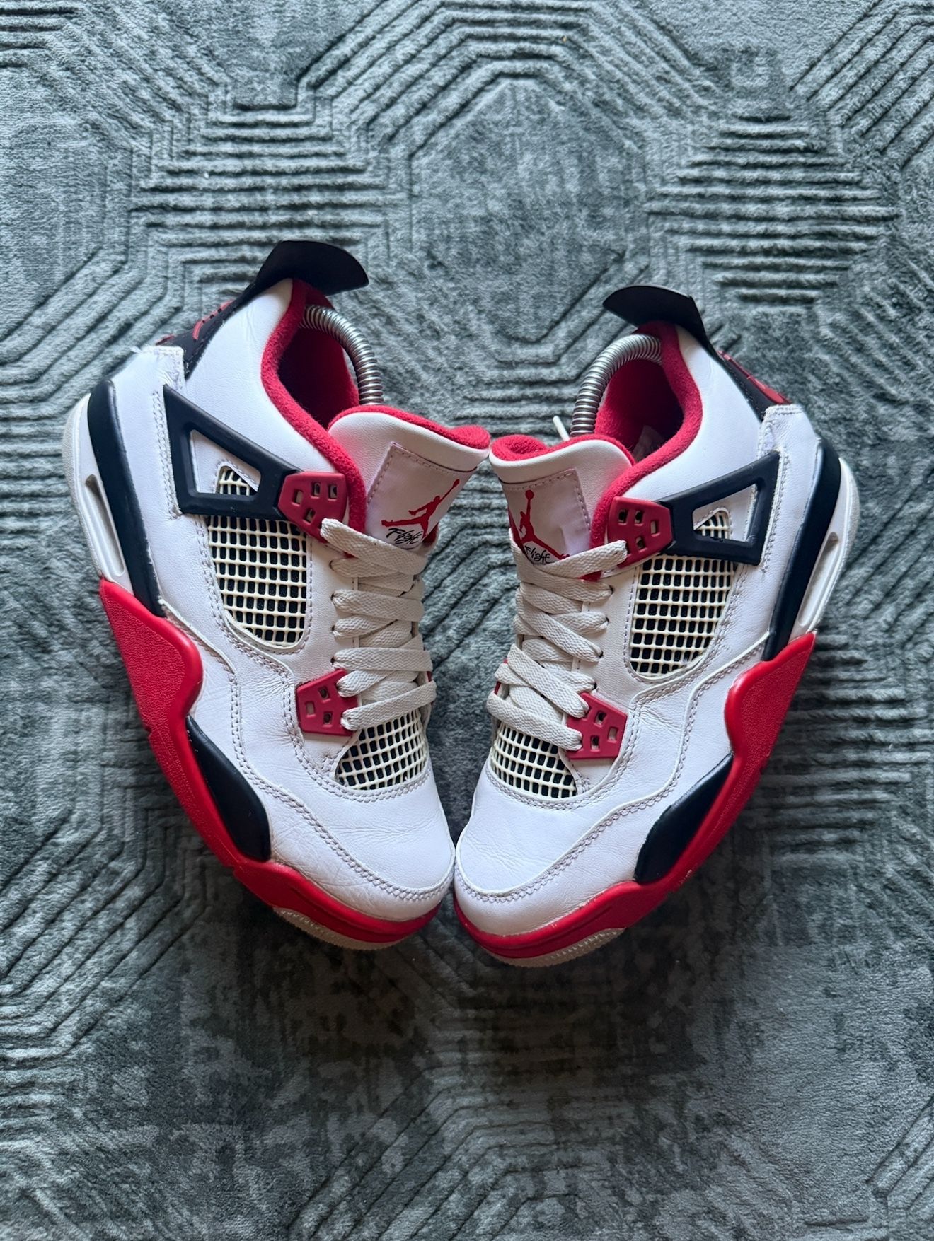 Jordan 4 Fire Red Size 5.5Y