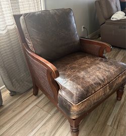 Leather and wood arm chair