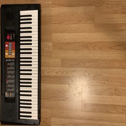 Yamaha Keyboard 