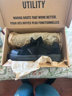 Work shoes