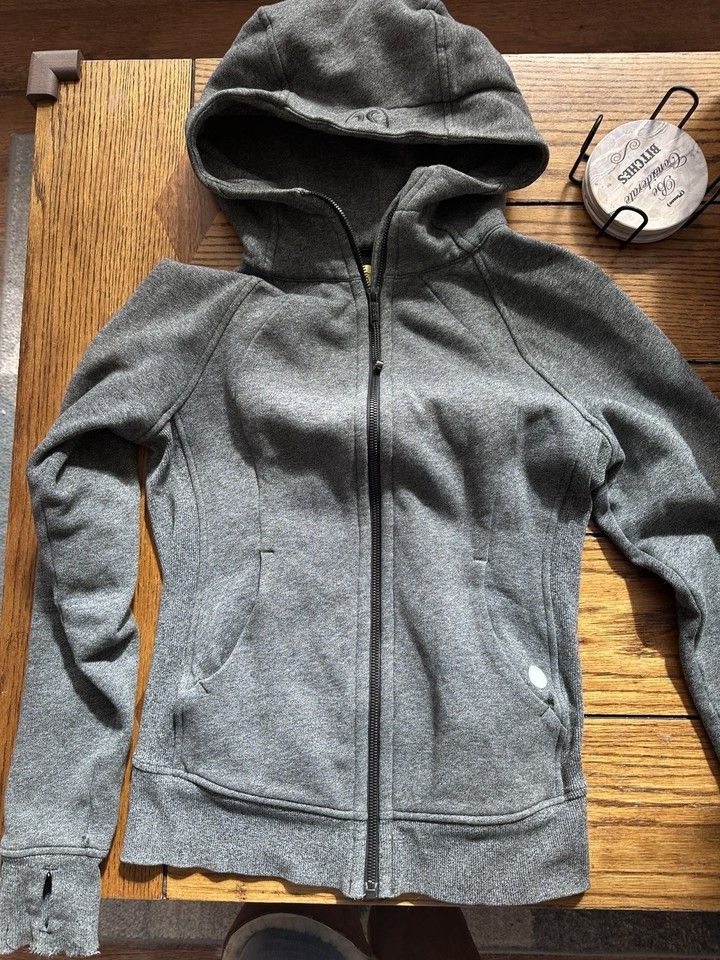 Lululemon jacket Size 4 Women’s