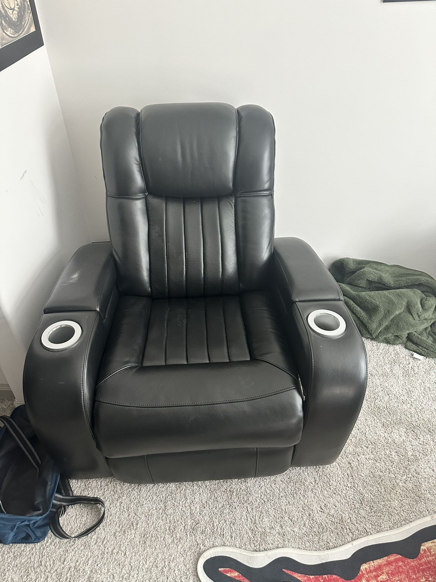 Recliner
