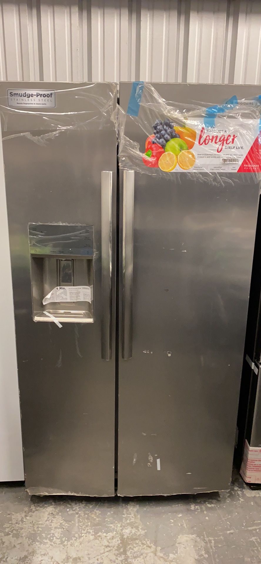 New Frigidaire Side By Side 