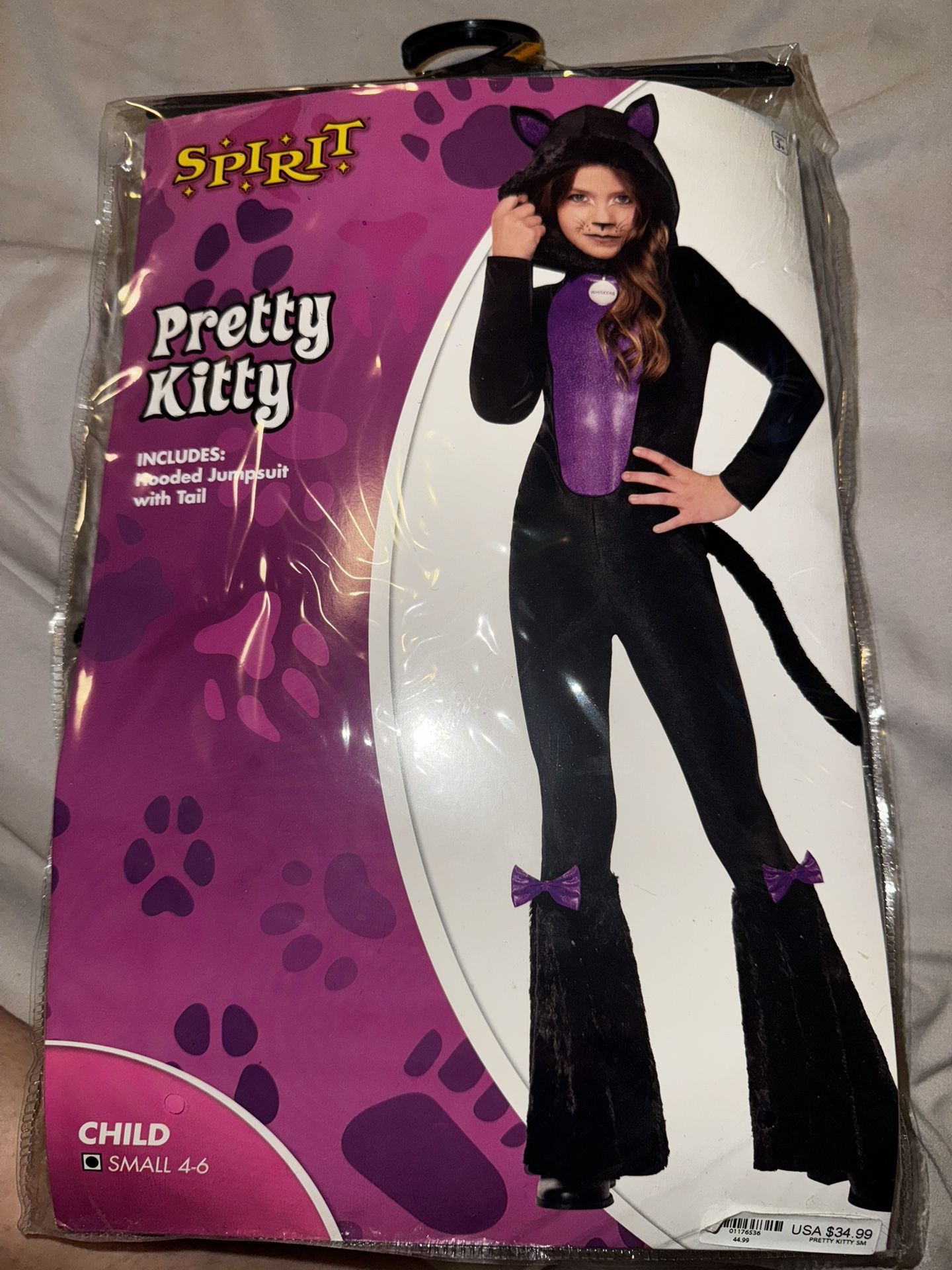 Kitty costume for a child