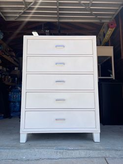 5 Drawer Dresser