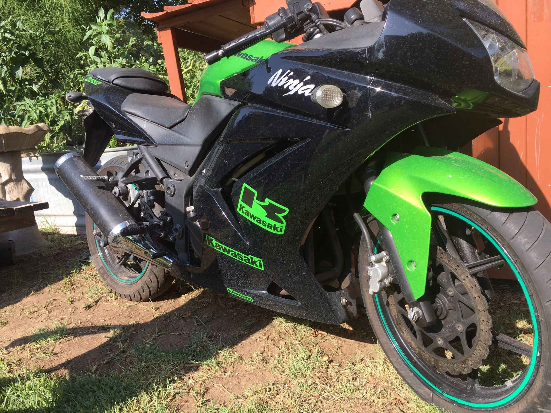 Kawasaki 250 Ninja street bike atv Motorcycle OBO