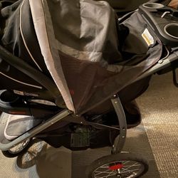 Graco Jogger Stroller + Infant Carseat + Carseat Base