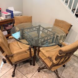 Beautiful Kitchen Table And Chairs 