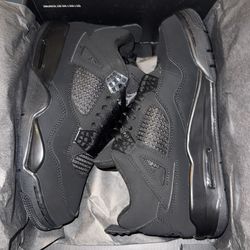 Air Jordan 4 Retro