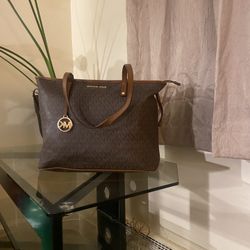 Quinn Large Michael Kors Signature Logo Leather Tote Bag 