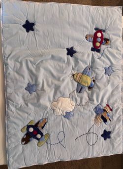 Baby quilt, blue, hand sewn