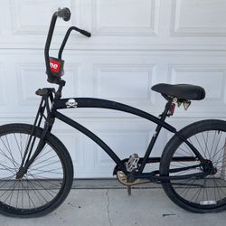 SKULLXBONES Men's Beach Cruiser Bike  Interior tires are flat Need to fix