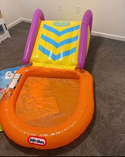 Slide ball pit