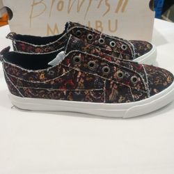 Blowfish Malibu Mamba Women's Trainers. Size 9