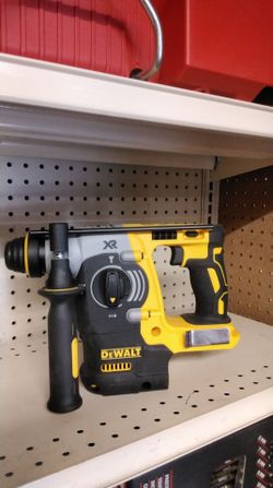 DEWALT 20V XR 1" (26mm)SDS BRUSHLESS HAMMER (TOOL ONLY)