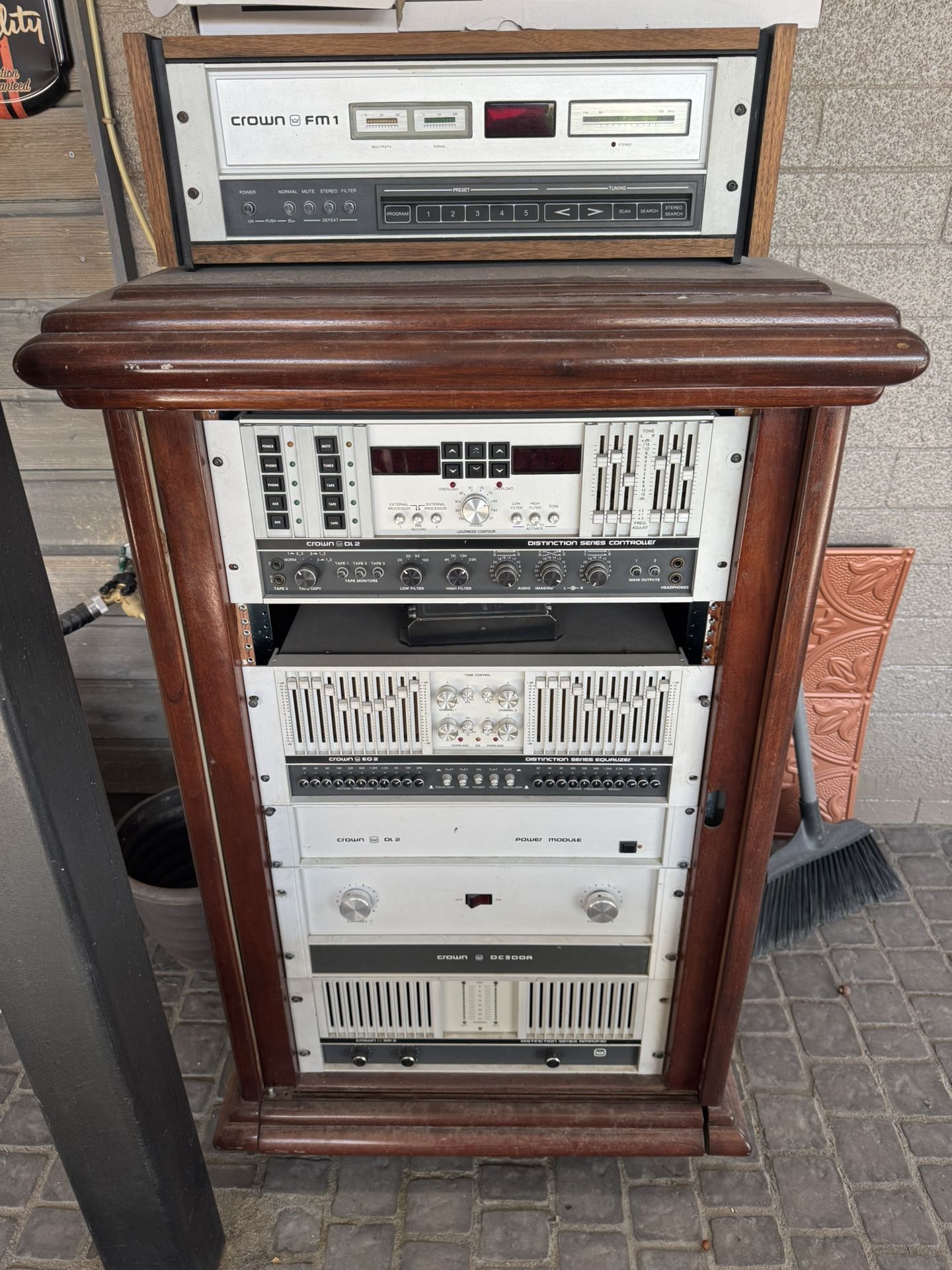 Crown Stereo Rack System
