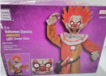 Halloween 4.5 ft. Animated Sinister Steve