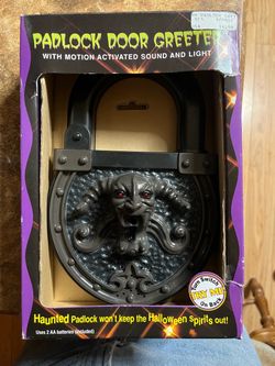 Halloween door greeter